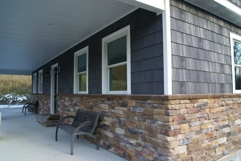 How to Manage Vinyl Siding Expansion: A Technical Engineering Guide